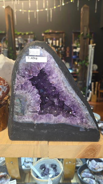 Premium Amethyst Geode Cathedral - 7.40kg